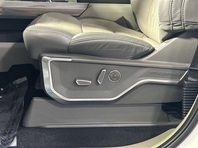 Photo of 2025 STAR WHITE METALLIC TRICOAT Ford F-150