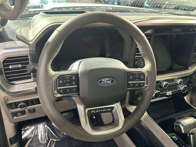 Photo of 2025 STAR WHITE METALLIC TRICOAT Ford F-150