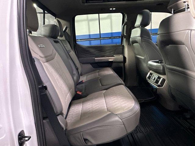 Photo of 2025 STAR WHITE METALLIC TRICOAT Ford F-150