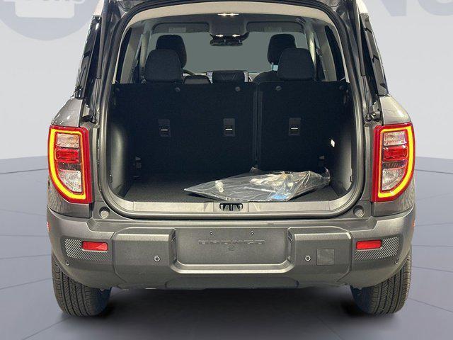 Photo of 2025 CARBONIZED GRAY METALLIC Ford Bronco Sport