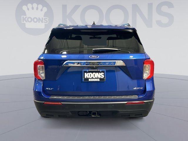 Photo of 2022 ATLAS BLUE METALLIC Ford Explorer
