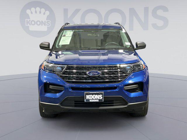 Photo of 2022 ATLAS BLUE METALLIC Ford Explorer