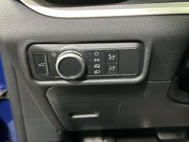 Photo of 2022 ATLAS BLUE METALLIC Ford Explorer