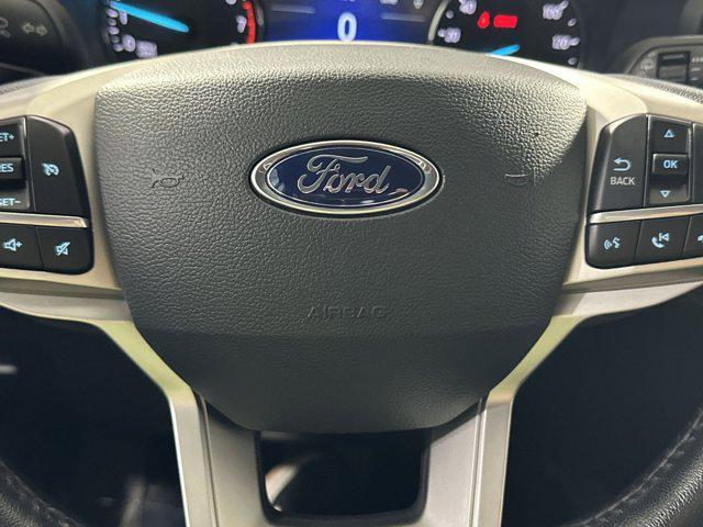 Photo of 2022 ATLAS BLUE METALLIC Ford Explorer