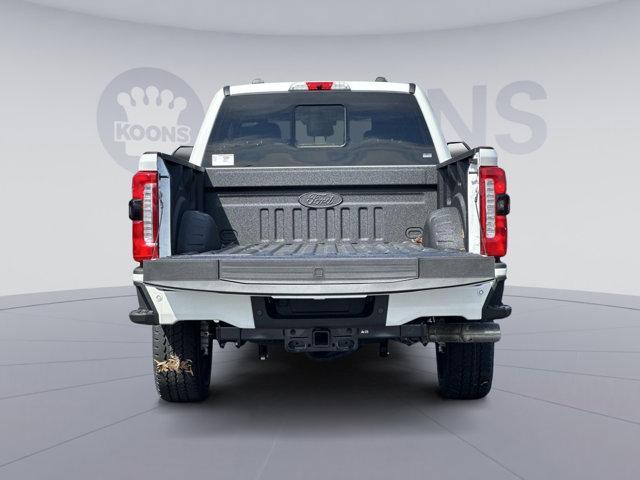 Photo of 2025 STAR WHITE Ford F-250