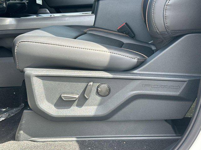 Photo of 2025 STAR WHITE Ford F-250