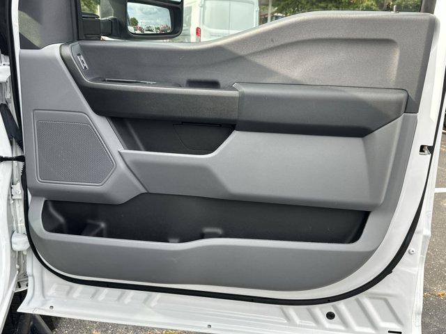 Photo of 2023 OXFORD WHITE Ford F-250