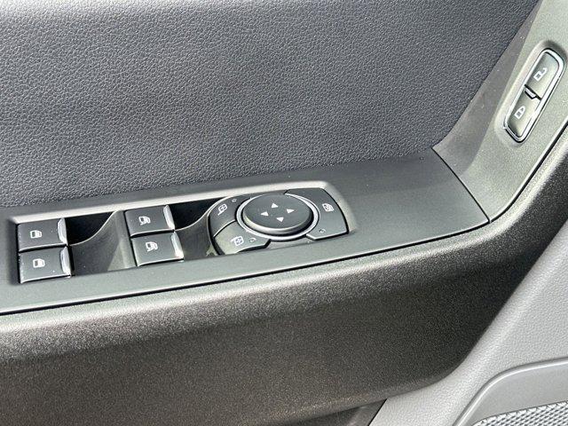 Photo of 2023 OXFORD WHITE Ford F-250