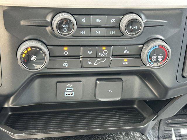 Photo of 2023 OXFORD WHITE Ford F-250