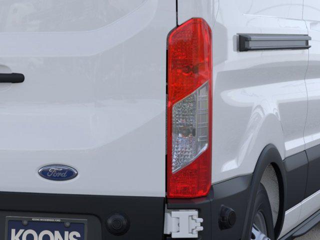 Photo of 2025 OXFORD WHITE Ford Transit-250