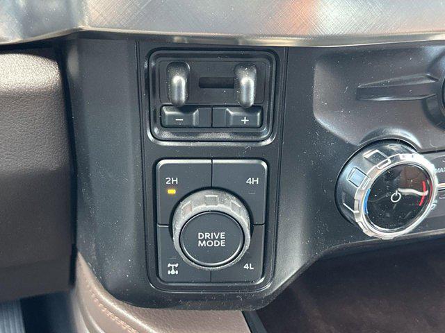 Photo of 2025 STAR WHITE Ford F-350