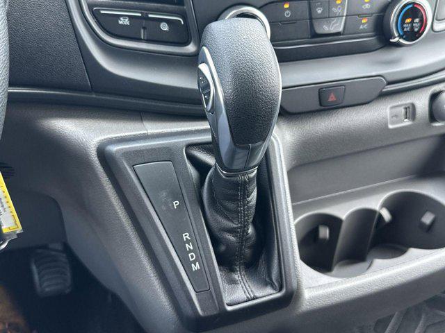 Photo of 2025 OXFORD WHITE Ford Transit-250