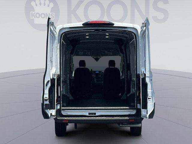 Photo of 2025 OXFORD WHITE Ford Transit-250