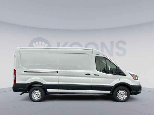 Photo of 2025 OXFORD WHITE Ford Transit-250