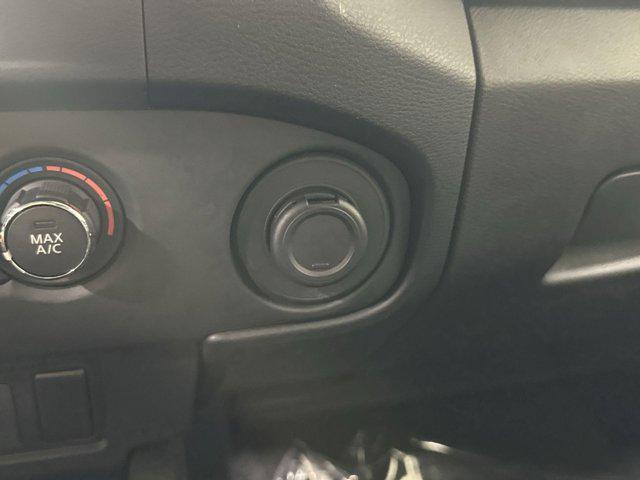 Photo of 2023 Super Black Nissan Frontier