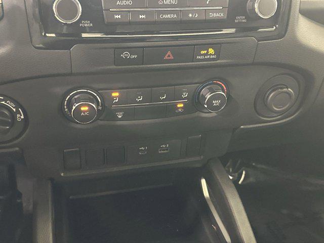 Photo of 2023 Super Black Nissan Frontier