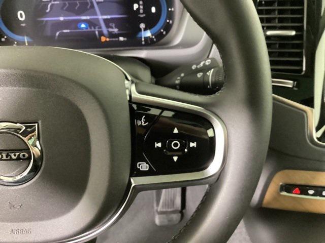 Photo of 2025 Gray Volvo XC90