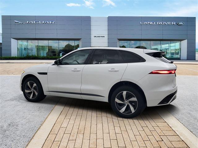 Photo of 2025 White Jaguar F-PACE
