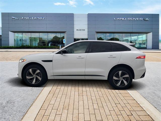 Photo of 2025 White Jaguar F-PACE