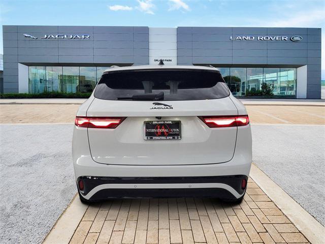 Photo of 2025 Fuji White Jaguar F-PACE