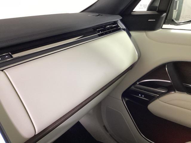 Photo of 2025  Land Rover Range Rover