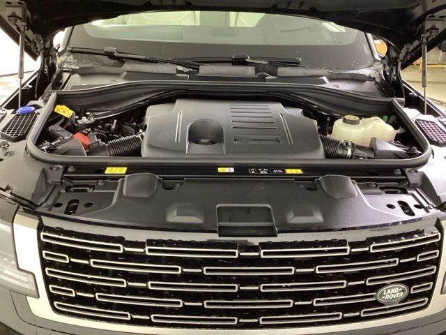 Photo of 2025 Land Rover Range Rover
