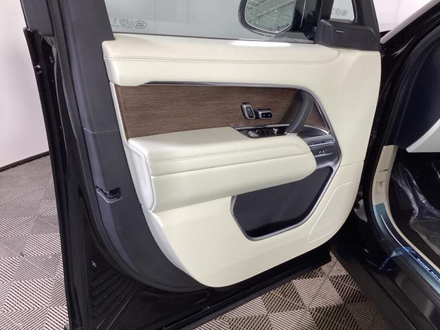 Photo of 2025  Land Rover Range Rover