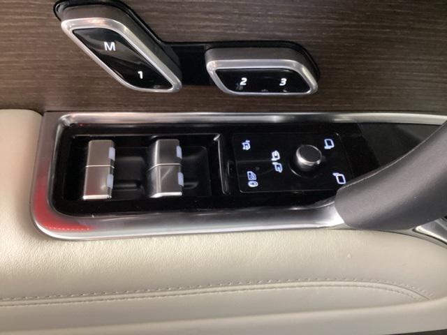 Photo of 2025  Land Rover Range Rover
