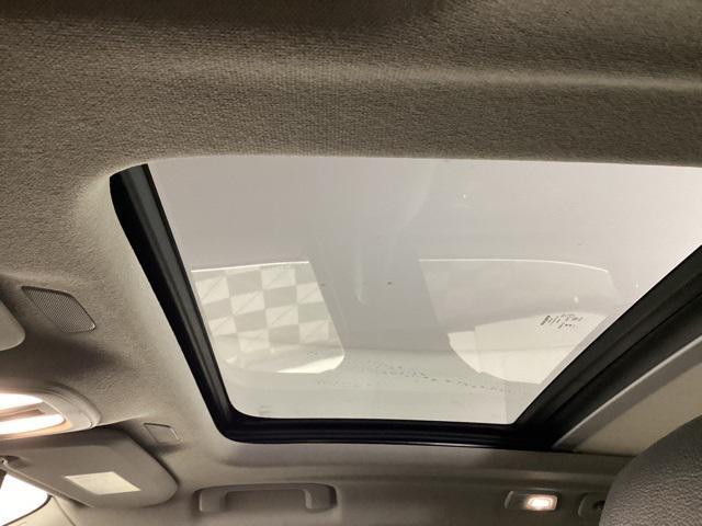 Photo of 2025 Crystal White Pearl Volvo XC40