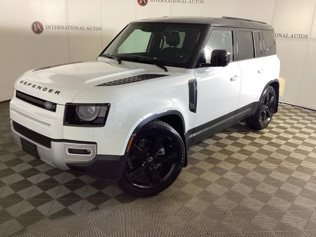 Photo of 2024 Fuji White Land Rover Defender