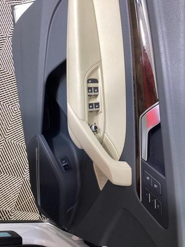 Photo of 2018 Ibis White Audi Q5
