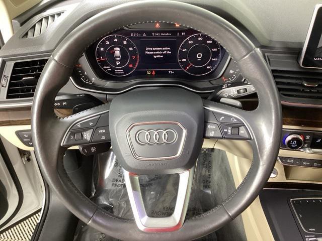 Photo of 2018 Ibis White Audi Q5