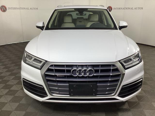 Photo of 2018 Ibis White Audi Q5