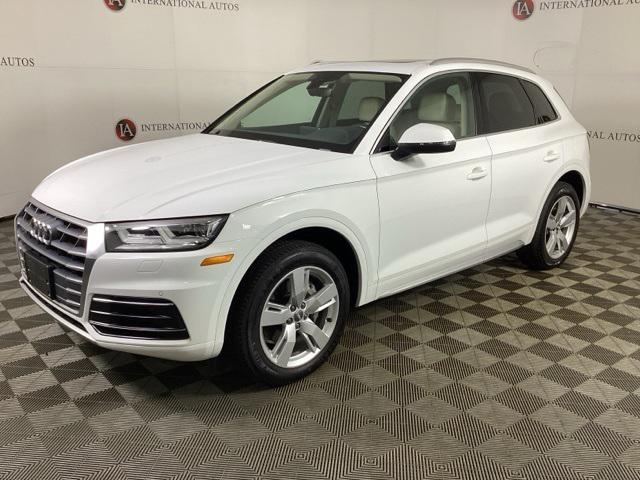 Photo of 2018 Ibis White Audi Q5
