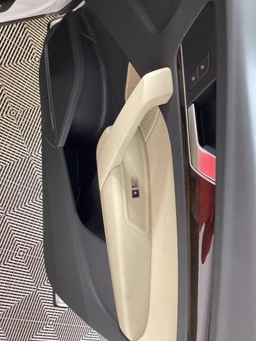 Photo of 2018 Ibis White Audi Q5