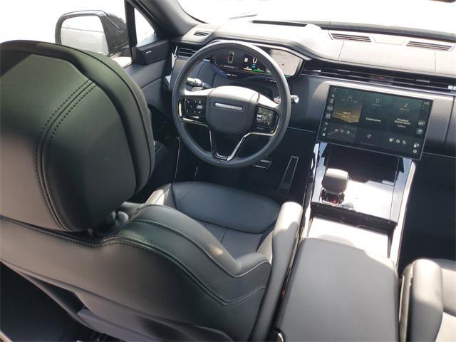 Photo of 2025 Eiger Grey Metallic Land Rover Range Rover Sport