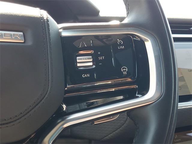 Photo of 2022 Santorini Black Metallic Land Rover Range Rover Velar