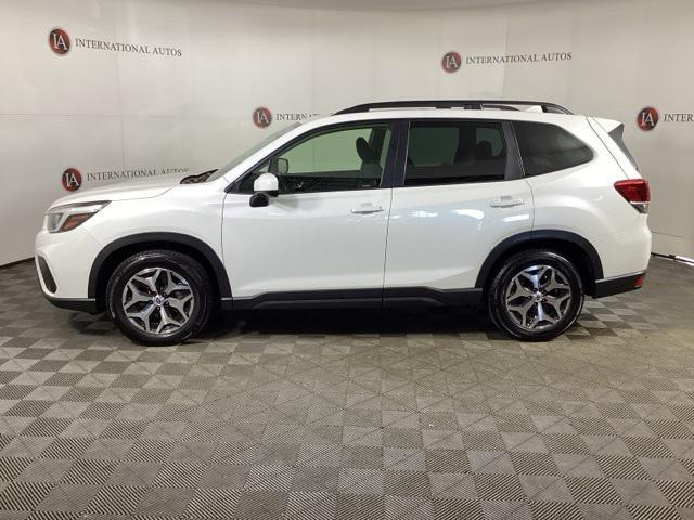 Photo of 2020 Crystal White Pearl Subaru Forester