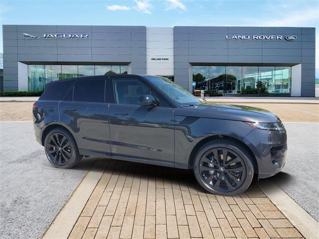 Photo of 2025 Gray Land Rover Range Rover Sport
