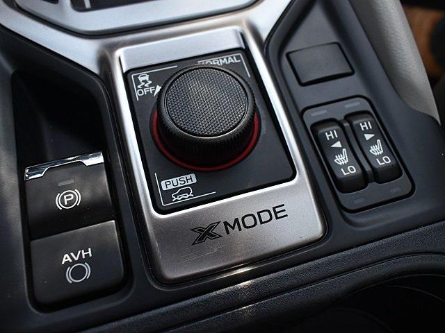Photo of 2023 Crystal White Pearl Subaru Forester