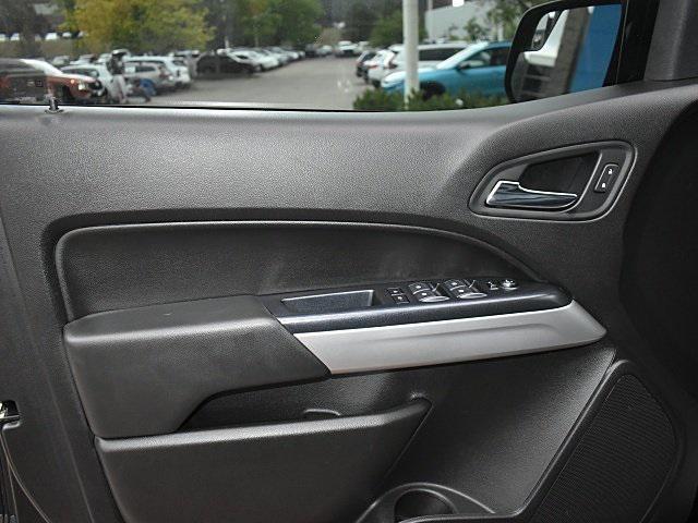 Photo of 2021 Black Chevrolet Colorado