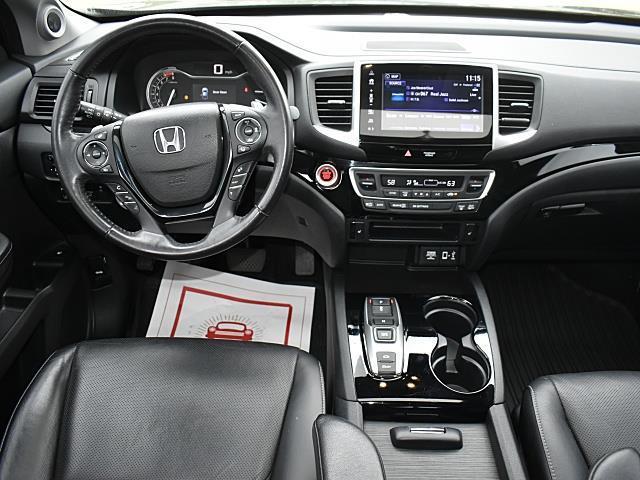 Photo of 2020 Crystal Black Pearl Honda Ridgeline