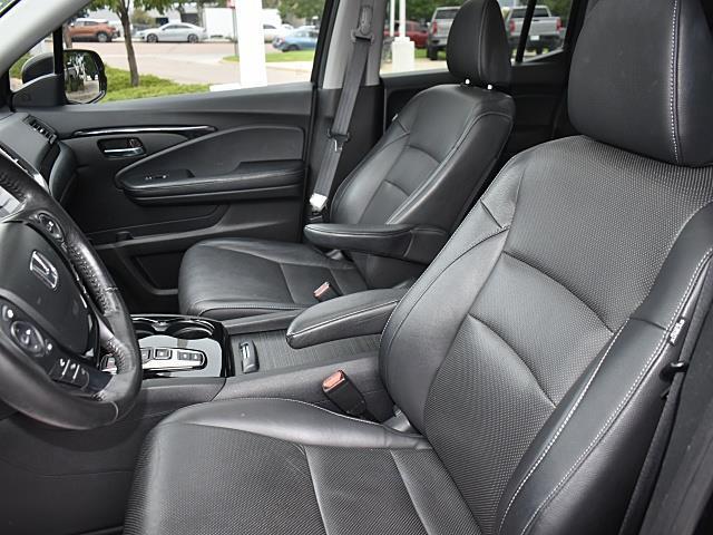 Photo of 2020 Crystal Black Pearl Honda Ridgeline