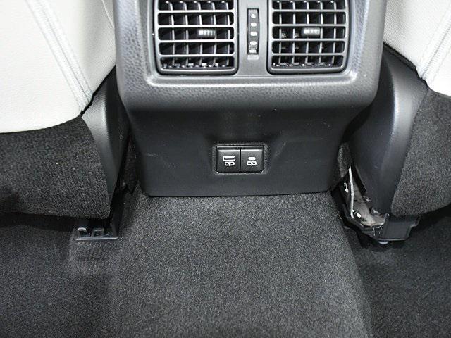 Photo of 2025 Midnight Black Metallic Toyota Camry