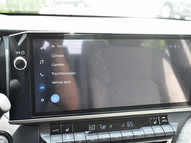 Photo of 2025 Midnight Black Metallic Toyota Camry