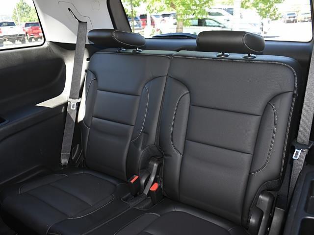 Photo of 2019 White Frost Tricoat GMC Acadia