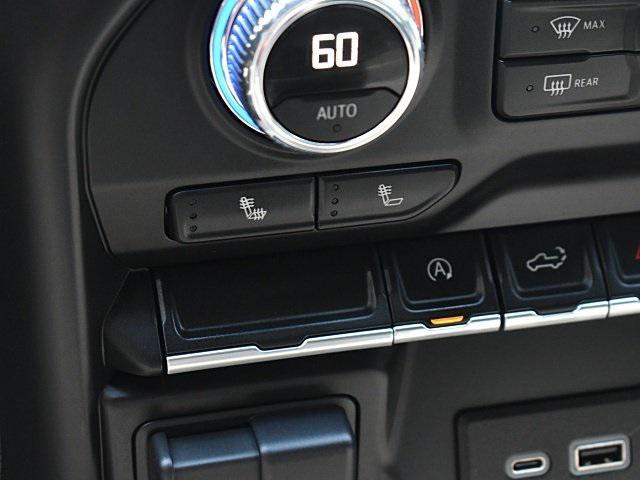 Photo of 2020 Summit White GMC Sierra 1500