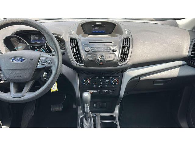 Photo of 2017 Oxford White Ford Escape