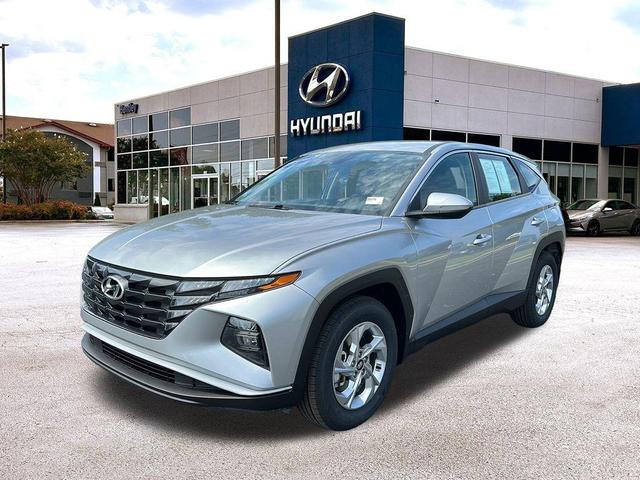 Photo of 2022 Shimmering Silver Hyundai TUCSON