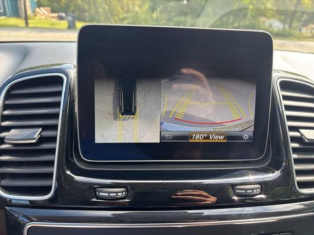 Photo of 2018 Black Mercedes-Benz GLE 350